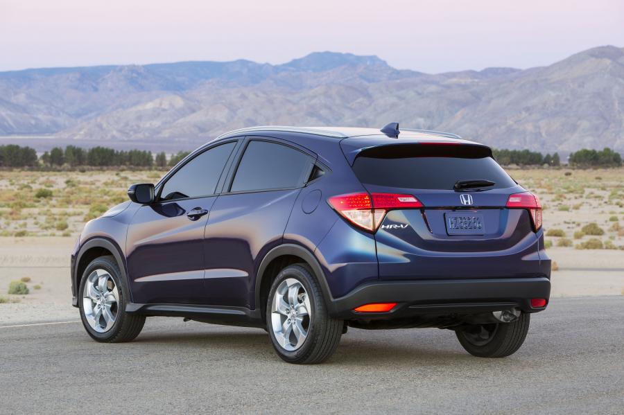  Honda HR-V 2015 года  (US) (фото 10 из 104)
